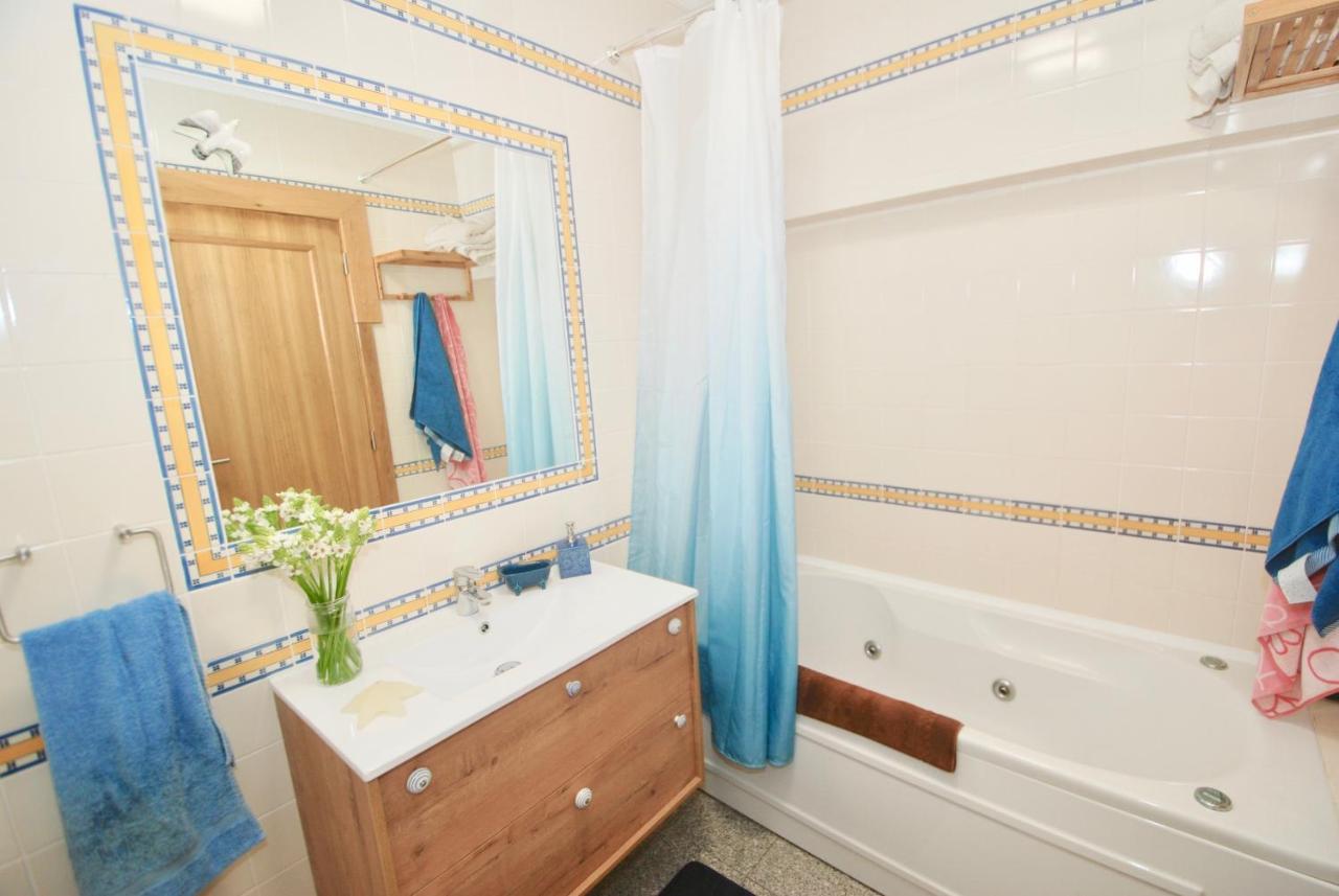Oceanic Appartement São Martinho do Porto Buitenkant foto