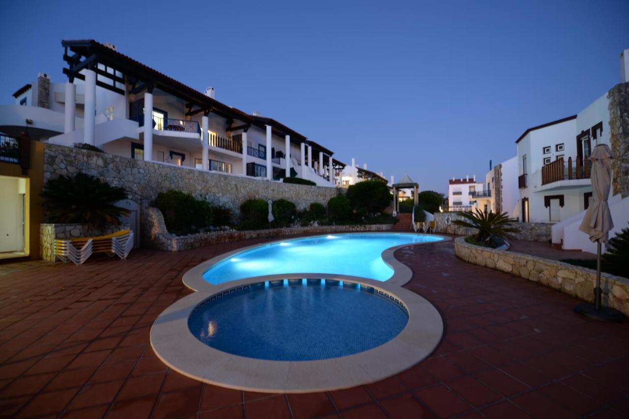 Oceanic Appartement São Martinho do Porto Buitenkant foto